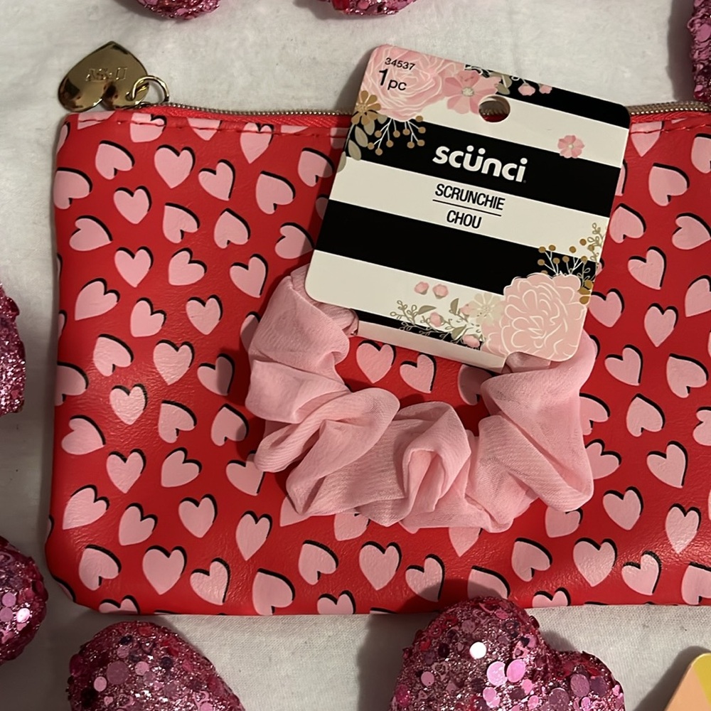 Lip bundle #4 - Picture 3 of 3